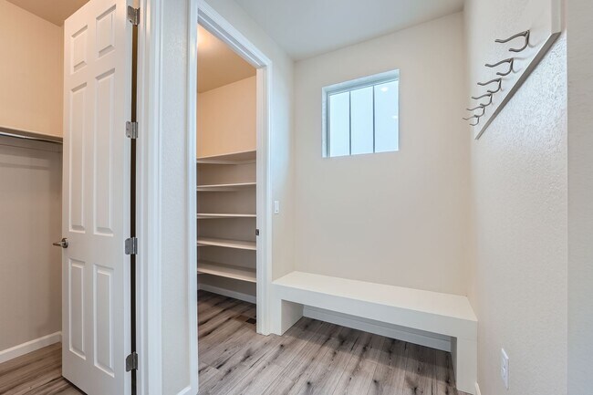 Building Photo - Welcome to Modern Luxury in Louisville, CO-Available December 10!