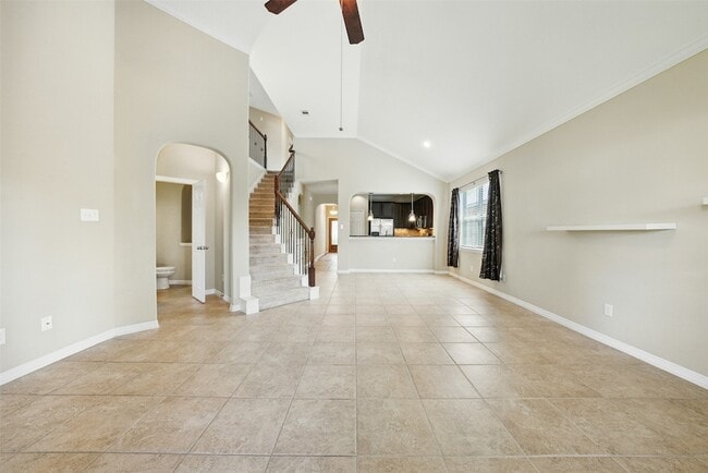 Building Photo - 27154 Harvest Pointe Ln
