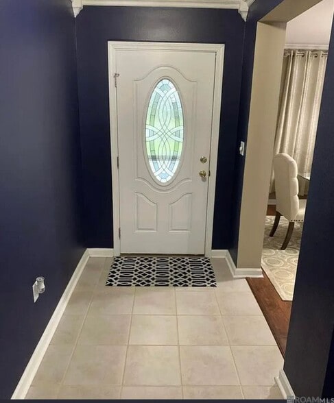 Building Photo - 532 Glenway Dr