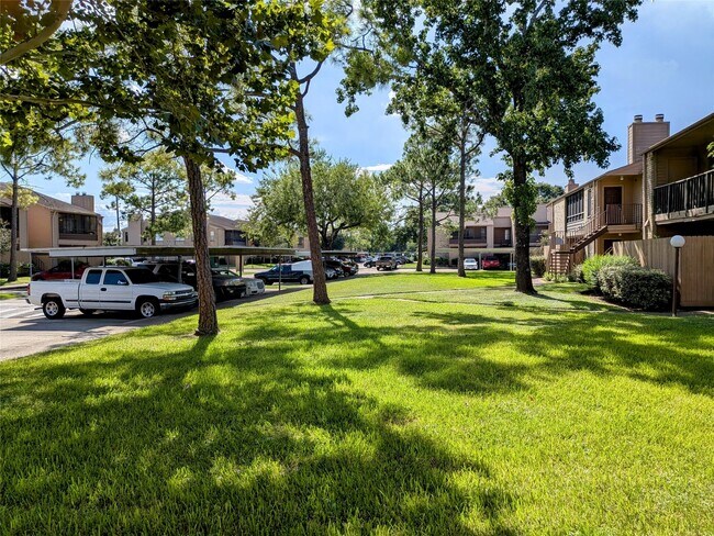 Building Photo - 10555 Turtlewood Ct