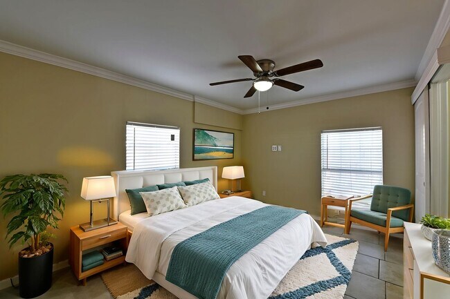 Building Photo - Stylish and Spacious 4-Bedroom Home PLUS C...