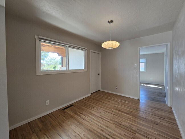 Building Photo - 1018 Camino Carlos Rey