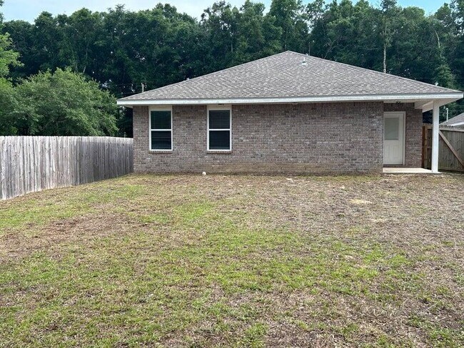 Building Photo - 3154 Maple St
