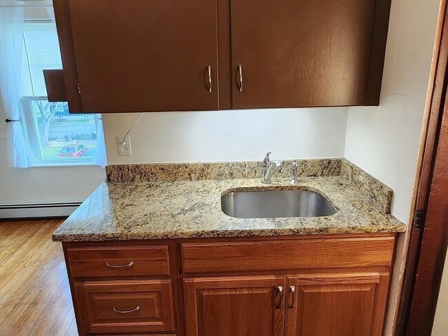 Building Photo - 38 Elmwood B