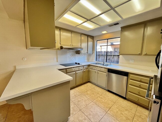 Building Photo - 4517 Da Vinci Dr