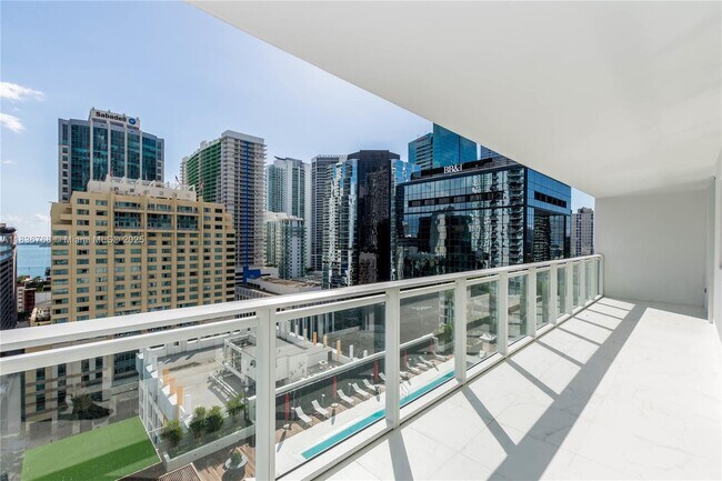 Building Photo - 1080 Brickell Ave