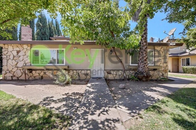 Building Photo - 2941 Norcade Cir