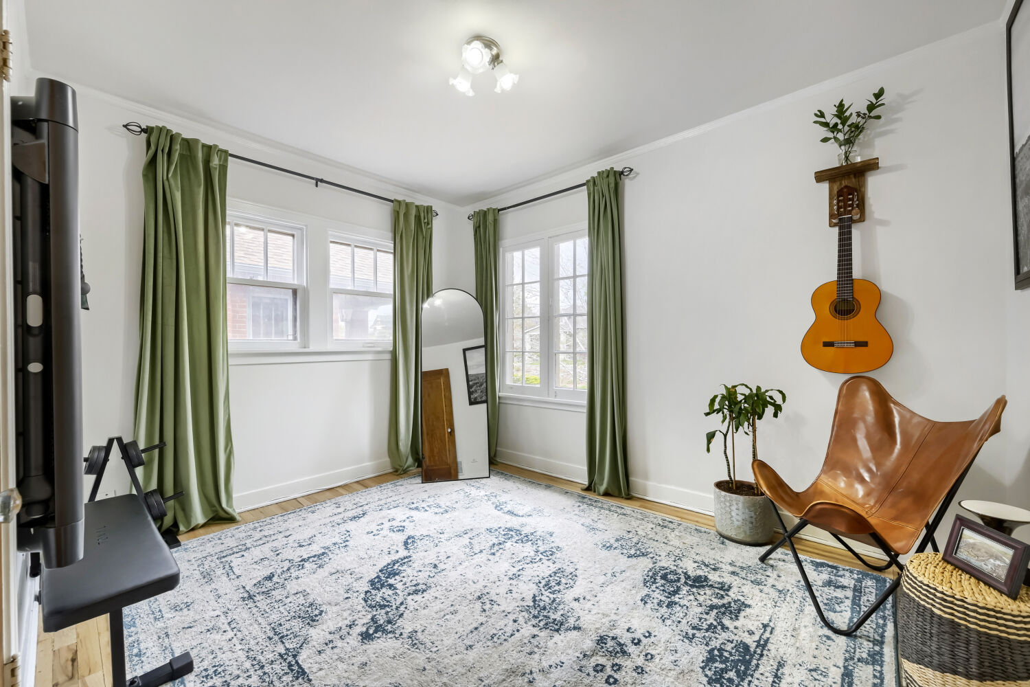 Building Photo - 3305 N Clay St