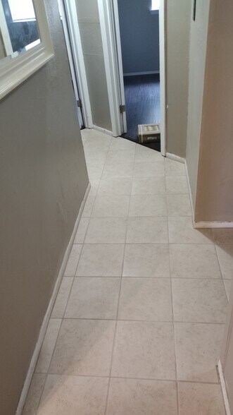 Building Photo - 6927 Belforest
