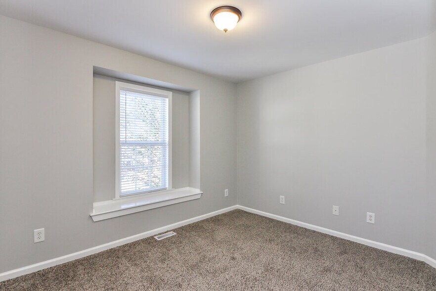 Building Photo - 616 Groveton Trail