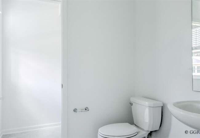 Building Photo - 3193 Country Side Dr