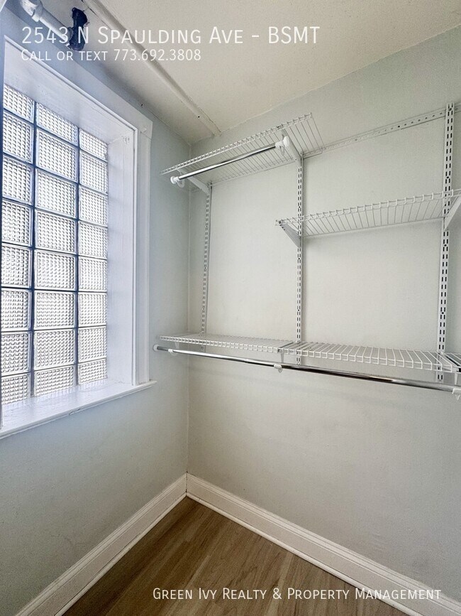 Building Photo - 2543 N Spaulding Ave