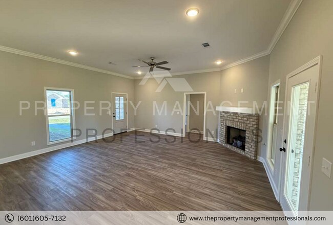 Building Photo - 563 Patrick Farms Dr