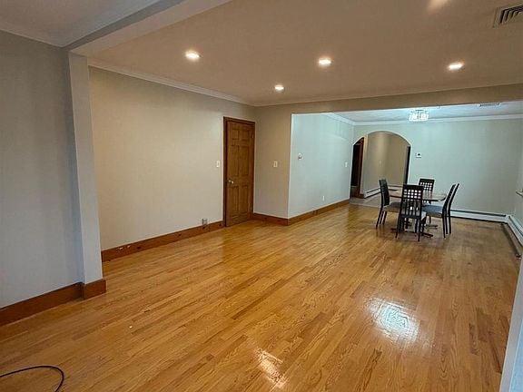 Building Photo - 33 Lafayette St