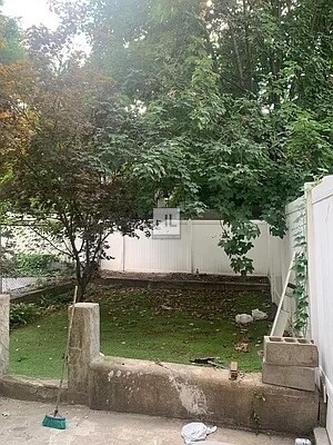 Building Photo - CLINTON AVENUE