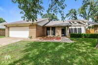 Building Photo - 5104 Red River Dr