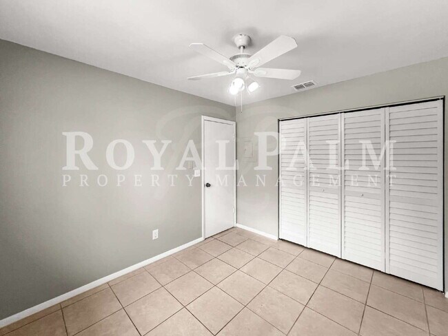 Building Photo - 17435 Barbara Dr