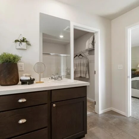 Building Photo - 24526 E Short Tail Ln