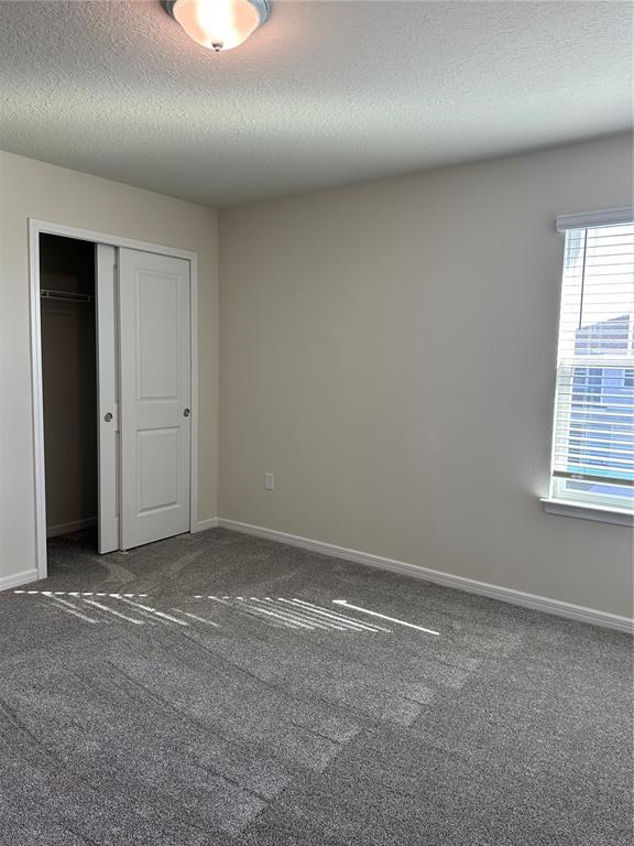 Building Photo - 2555 Winsome Wy