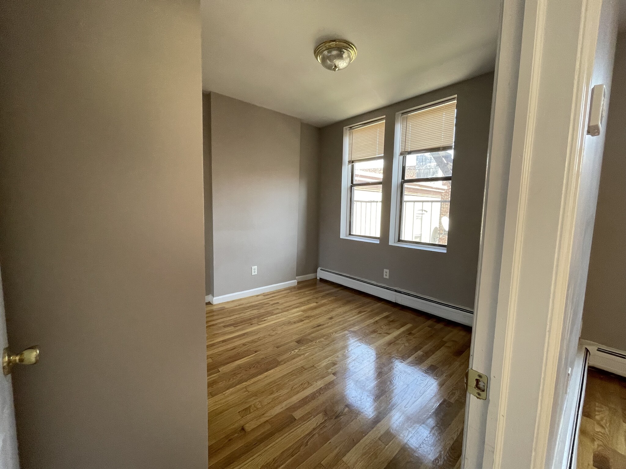 5110 Palisade Ave 6 - 5105 Palisade Ave