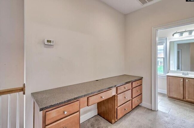 Building Photo - 856 Harborside Ln