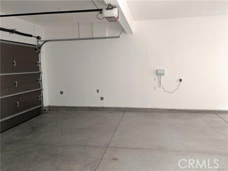 Building Photo - 62 Acorn