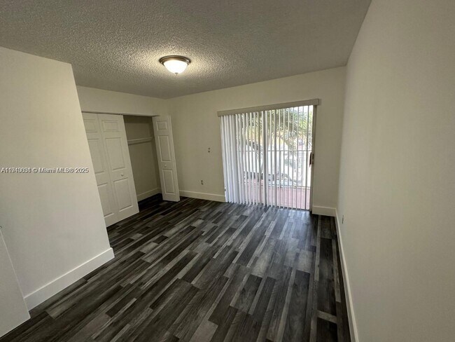 Building Photo - 7510 SW 152nd Ave