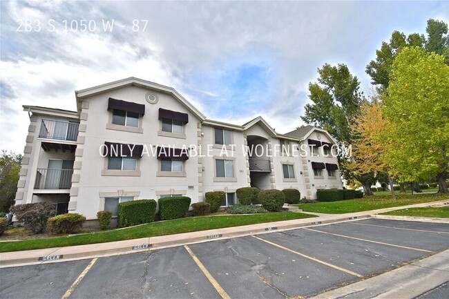 Building Photo - Fantastic 3 Bed Provo Condo! No Deposit Op...