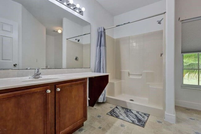 Building Photo - 820 Grantham Dr