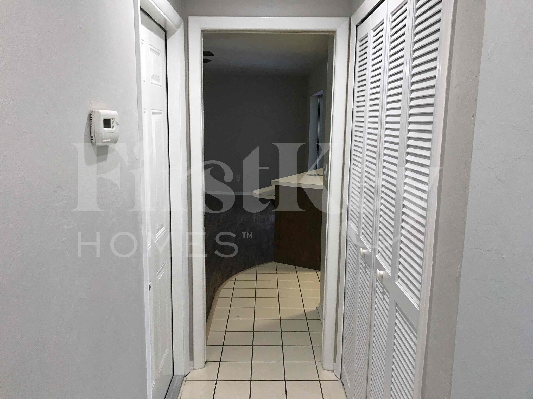 Building Photo - 3922 SE 2nd Ave