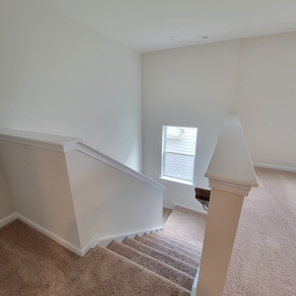 Building Photo - 5037 Markfield Ln