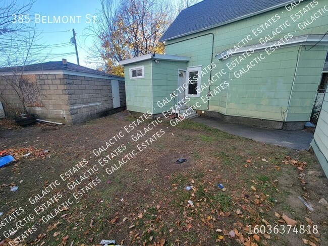 Building Photo - Single Family Home Off-street parking and ...