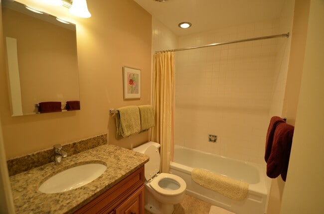 Building Photo - Long Winter Lease!  Fully Furnished, on bu...