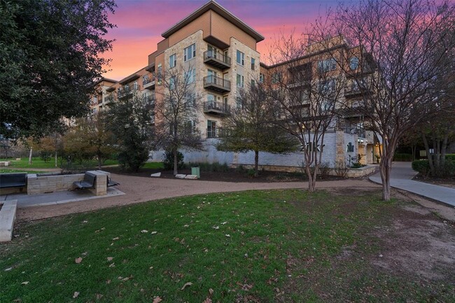 Building Photo - 1900 Barton Springs Rd