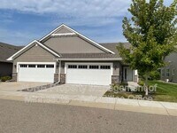 Building Photo - 631 Liberty Wy