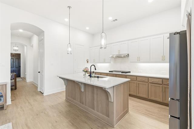 Building Photo - 1417 Sandhill Ln