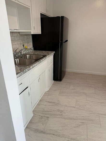 Building Photo - 7617 Sturgess Ave