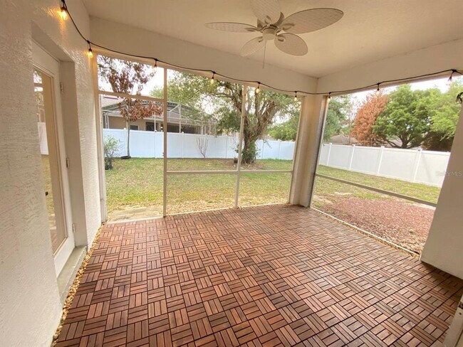 Building Photo - 3837 Fallscrest Cir