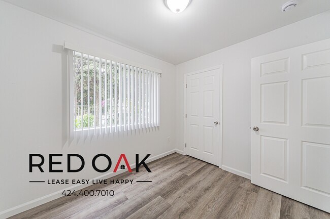 Building Photo - 6928 Agnes Ave