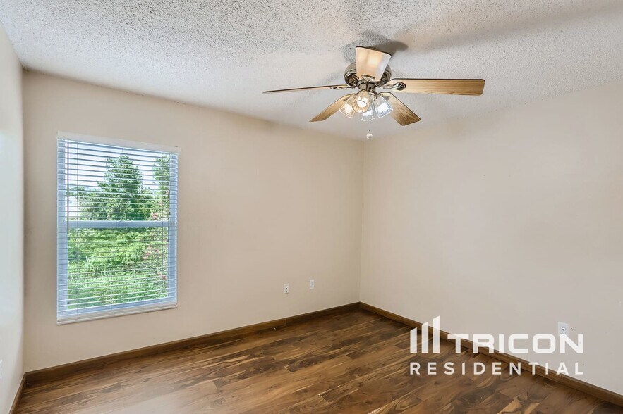 Building Photo - 361 Augustine Ct