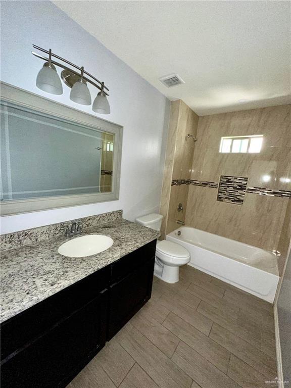 Building Photo - 15 White Oak Dr