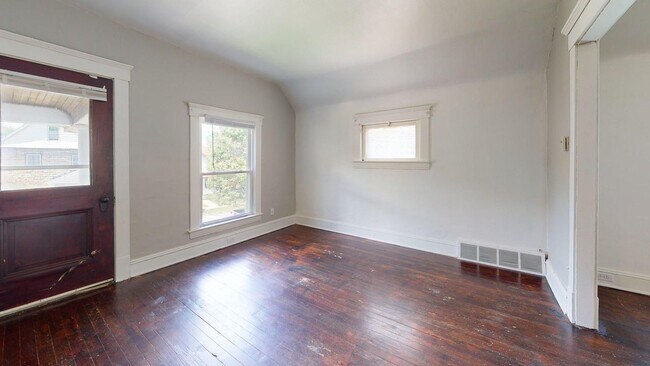Building Photo - 3865 W 16th St