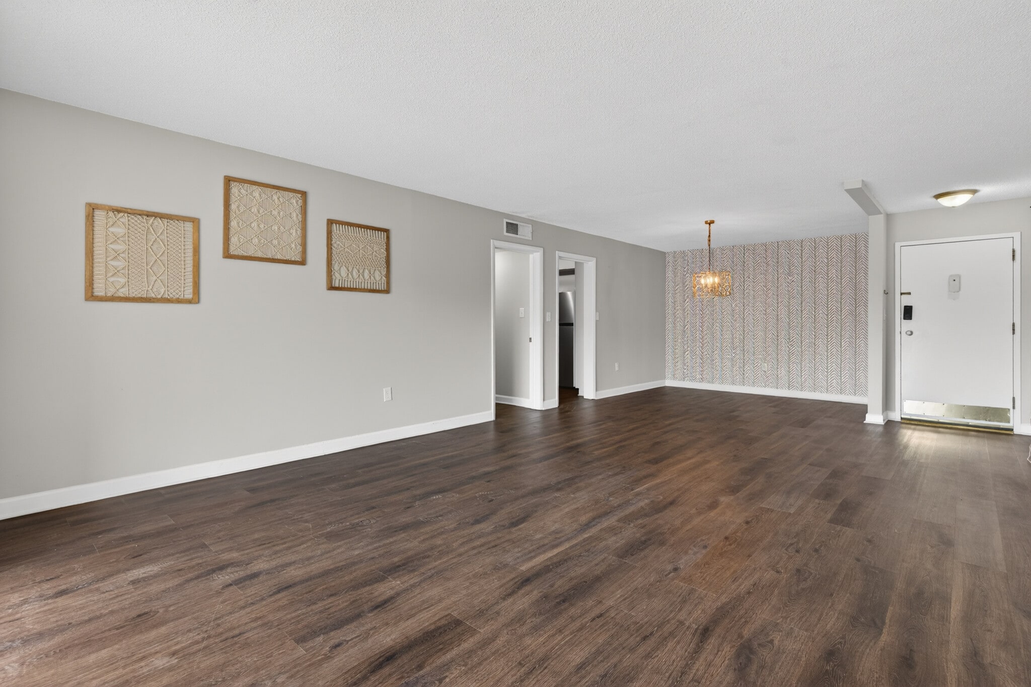 Building Photo - 1825 Saint Julian Pl