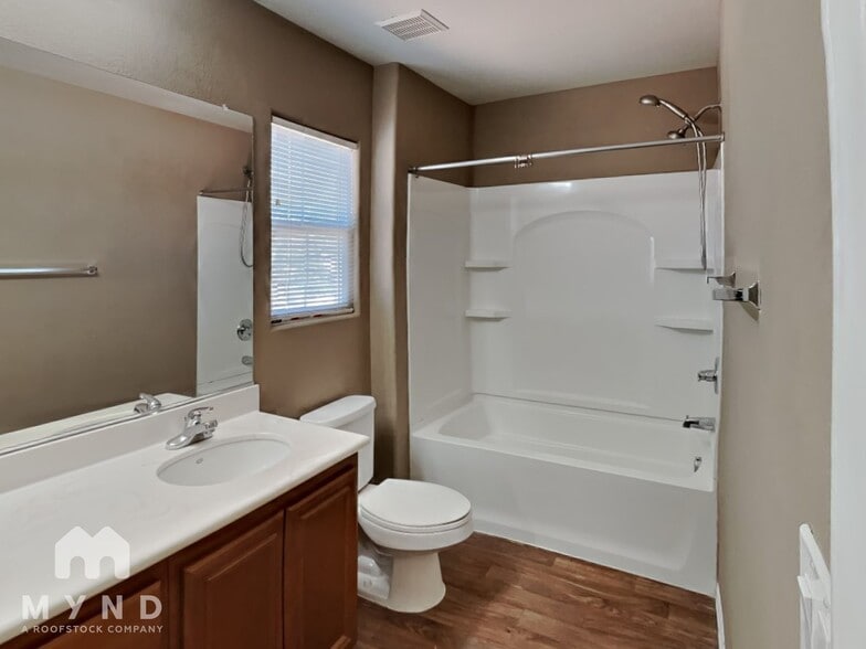 Building Photo - 6589 Pacific Screech Pl