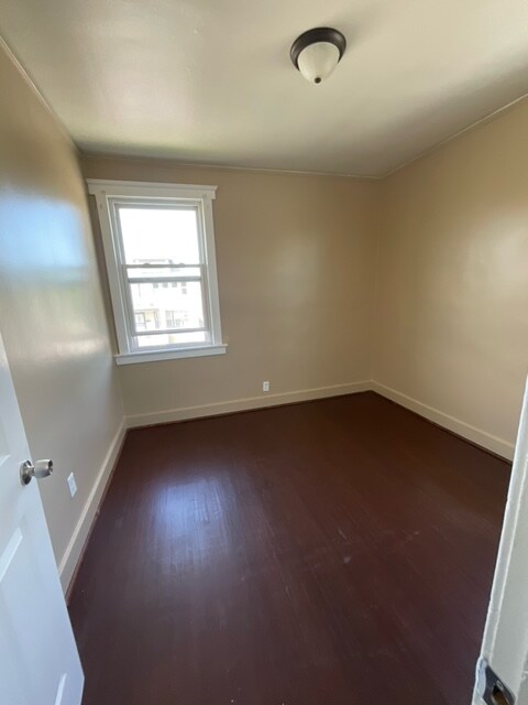 Building Photo - 8455 Cahalan St