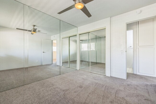 Building Photo - 701 N Los Felices Rd