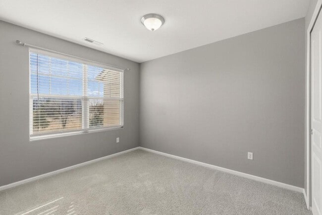 Building Photo - 5649 Saint Patrick View