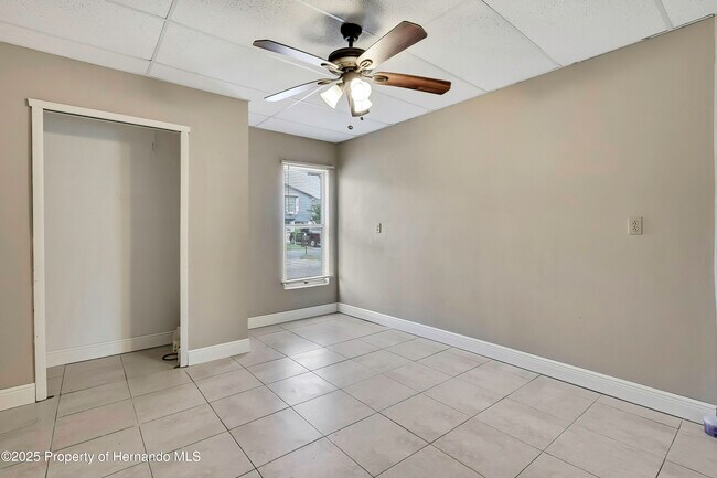 Building Photo - 3276 Rose Arbor Dr