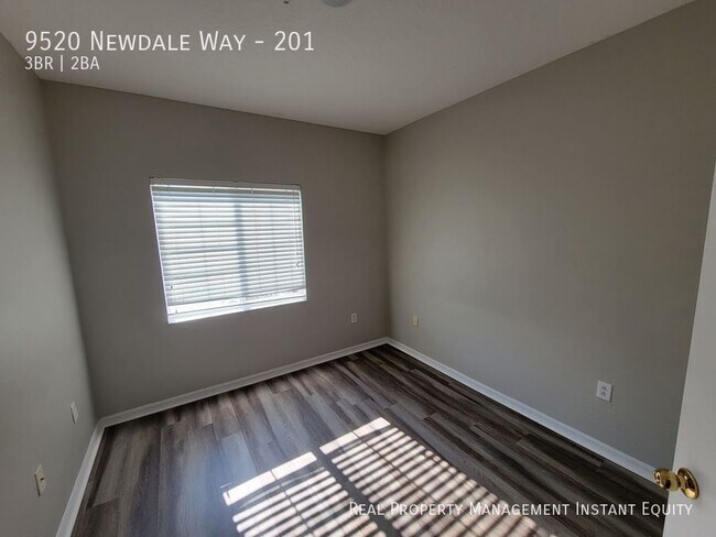 Building Photo - 9520 Newdale Way