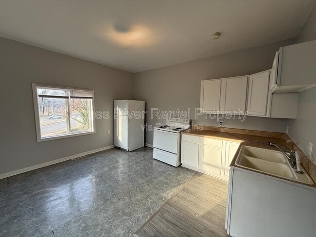Building Photo - 1507 6th St